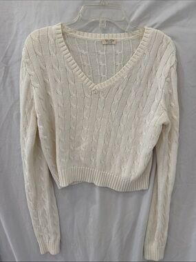 John Galt | Cropped Cable Knit V Neck Sweater